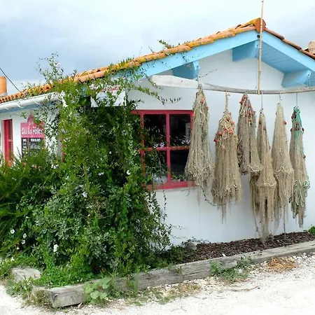 L'escale Du Bassin